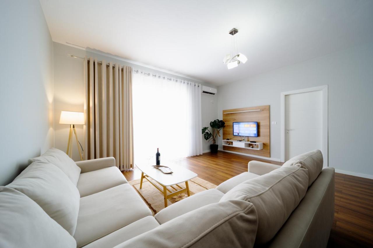 Apartamente Тирана Екстериор снимка