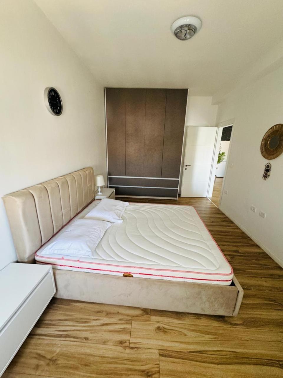 Apartamente Тирана Екстериор снимка